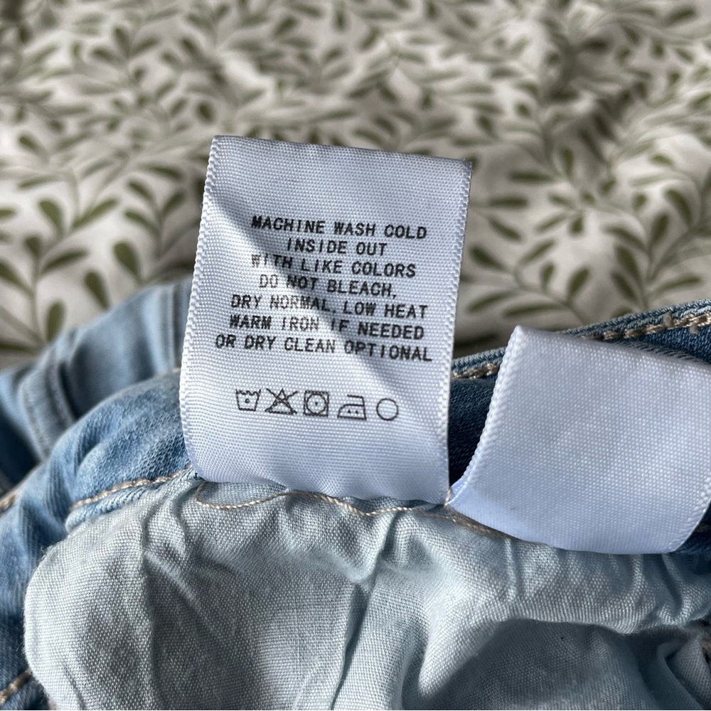 Signature I&M Light Blue Flare Jeans - Picture 7 of 9